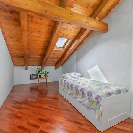 Homey Grandeur - Spacious With Terrace & Wi-fi * Milano